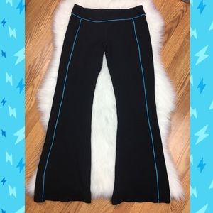 Lululemon Hipster Flare Black w/ Blue Pants Size 6